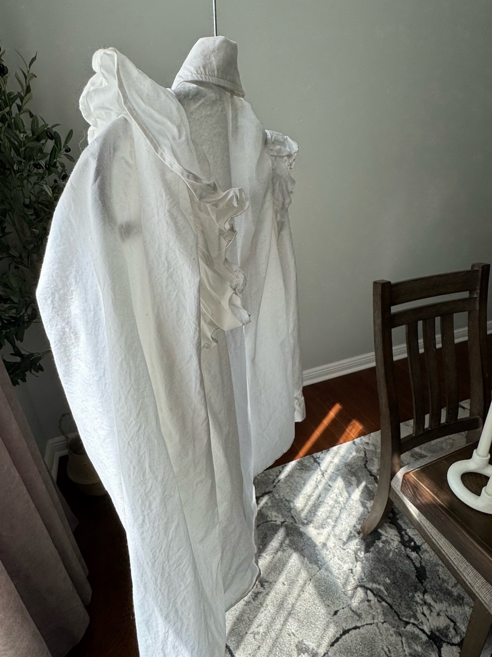 H&M 100% cotton White Ruffle-Detail Button Down Shirt - Picture 5 of 14